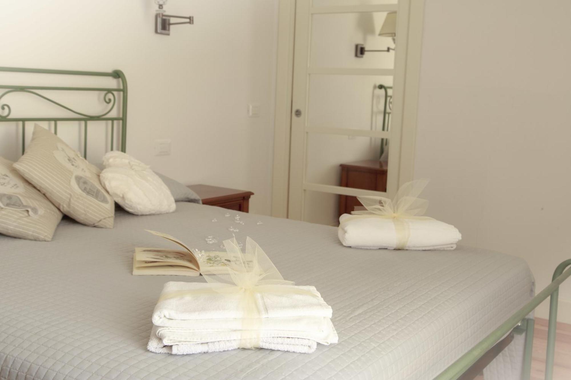 Corso Emanuele Apartments San Vincenzo Szoba fotó